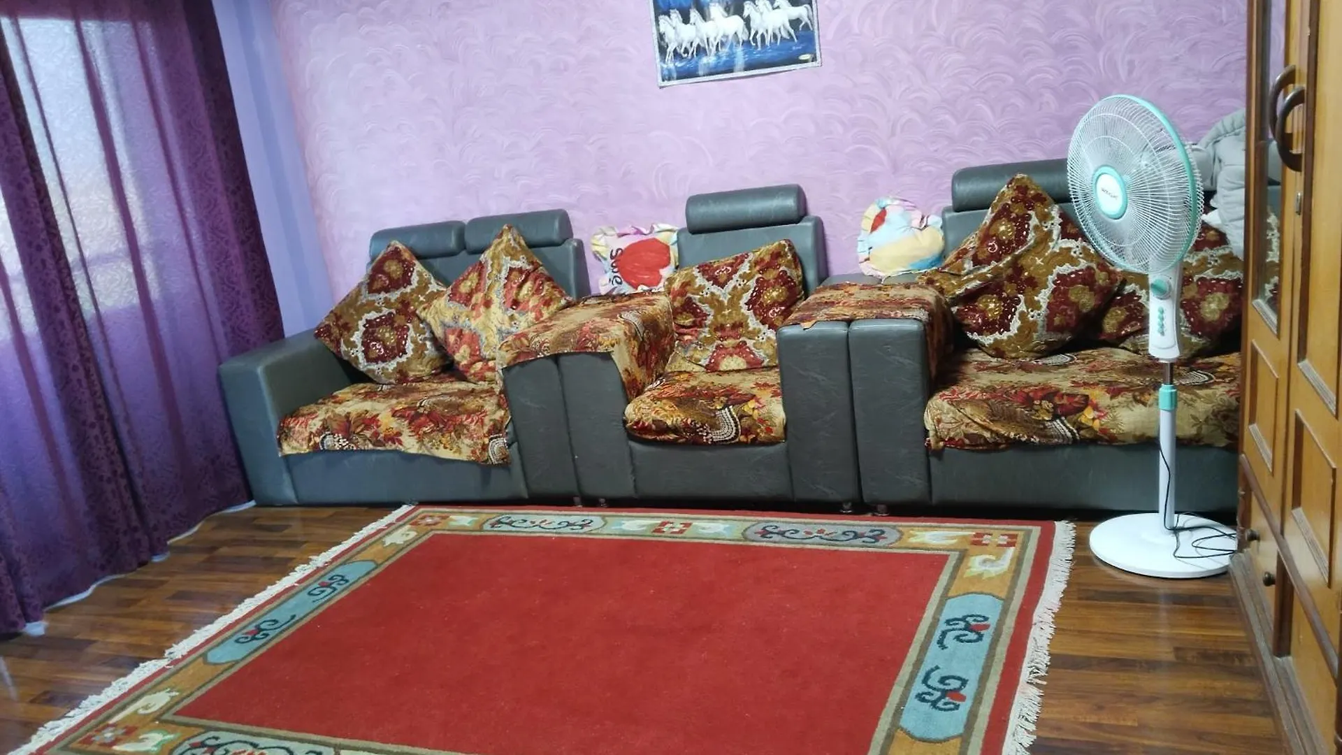 Kathmandu Airport View Hotel And Lodge 0*,  네팔